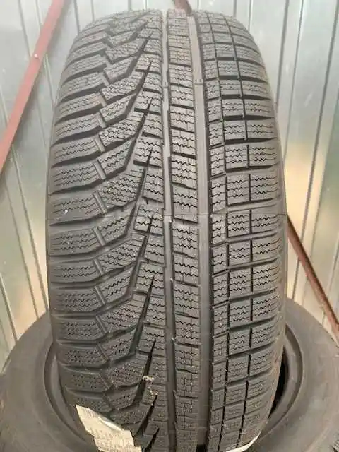 Opony zimowe 17  nowe Hankook Winter 215/ 55 /17