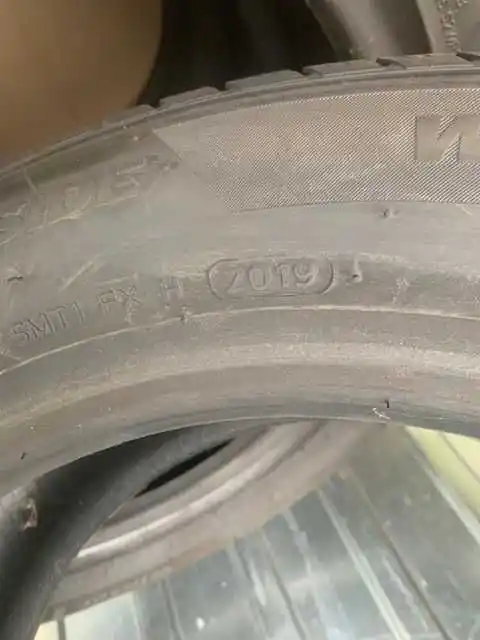 Opony zimowe 17  nowe Hankook Winter 215/ 55 /17