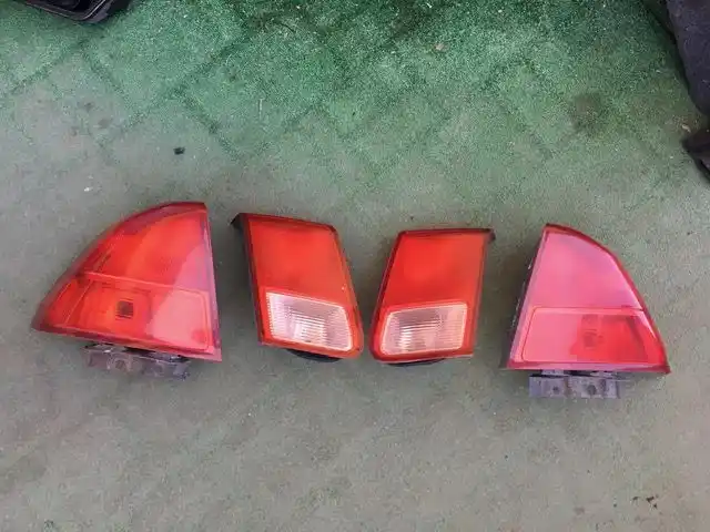 Honda Civic VII 4d Sedan USA 2001- Lampy Tył