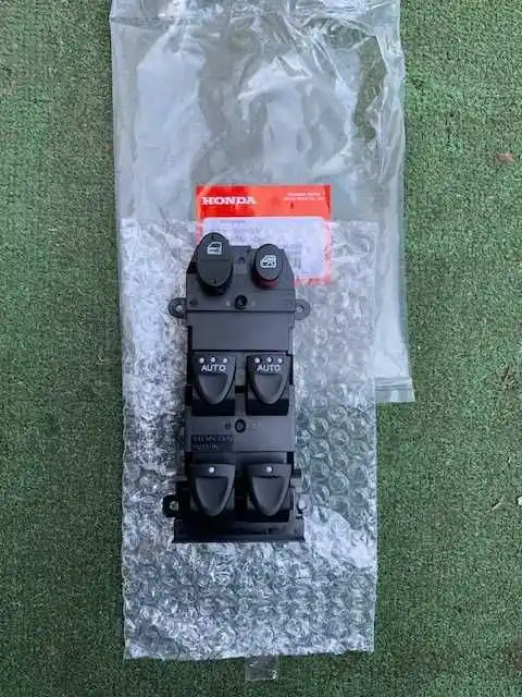 Honda Civic VIII UFO 5d Przełącznik Szyb OEM  Nowy