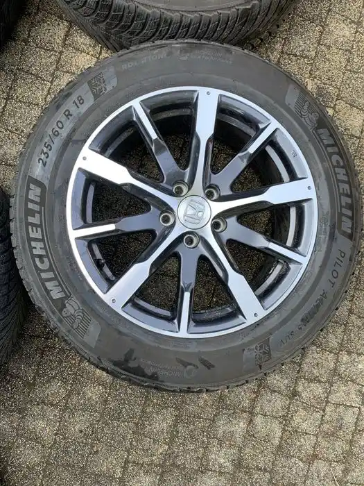 HODA CRV CR-V V 2018- koła zima 18 MICHELIN ALPIN 5  235/60/18 7mm