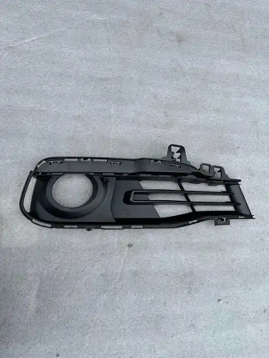 BMW 3 F30 Kratka Zderzaka Lewy Przód