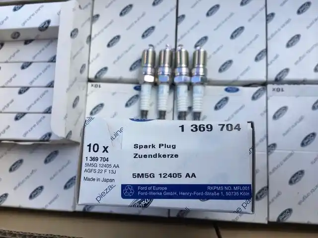 Świeca Zapłonowa 5M5G 12405 AA Ford TR6AP 1.8 2.0 Duratec-He