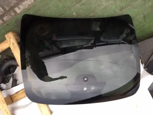 Honda Civic X 5d 2018- Szyby Tył