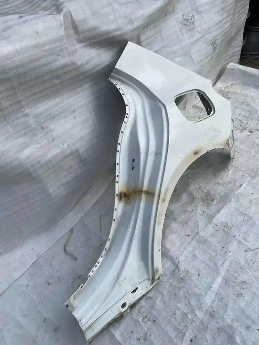 Mercedes A Klasa W177 Błotnik Tył Poszycie