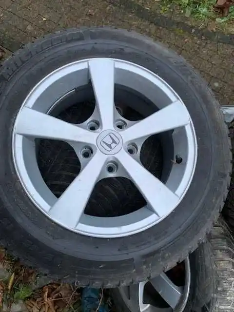 Honda Civic  Accord  Koła Zima 15 5x114,3   Michelin Alpin