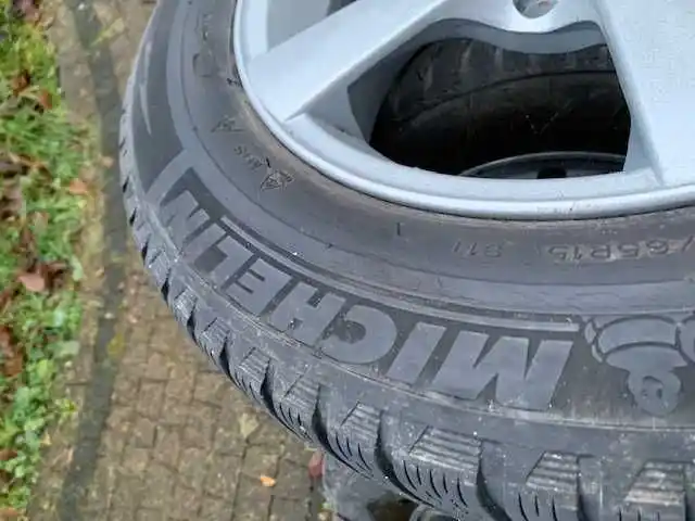 Honda Civic  Accord  Koła Zima 15 5x114,3   Michelin Alpin
