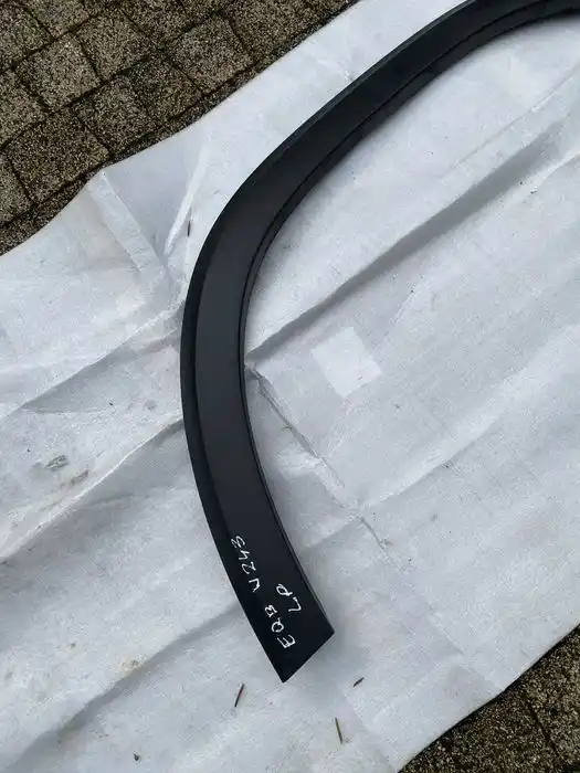 Mercedes EQB W243 Listwa Błotnika Przednia Lewa