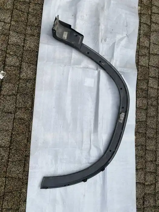 Mercedes EQB W243 Listwa Błotnika Przednia Lewa