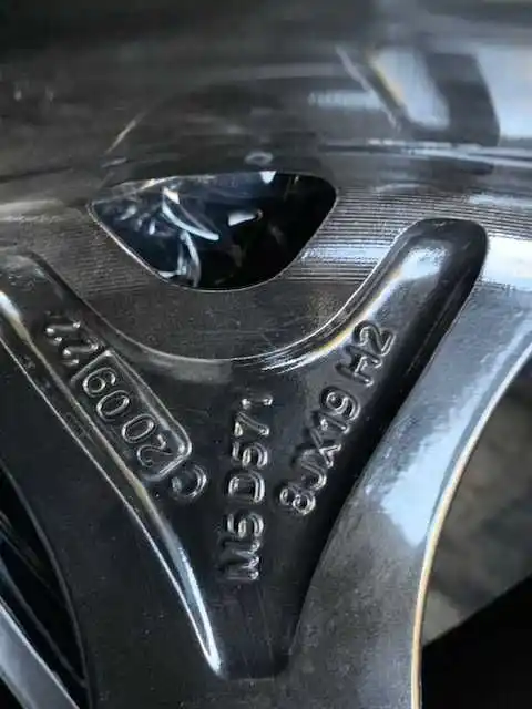 ALFA ROMEO Tonale Felga 19 8J Ładna
