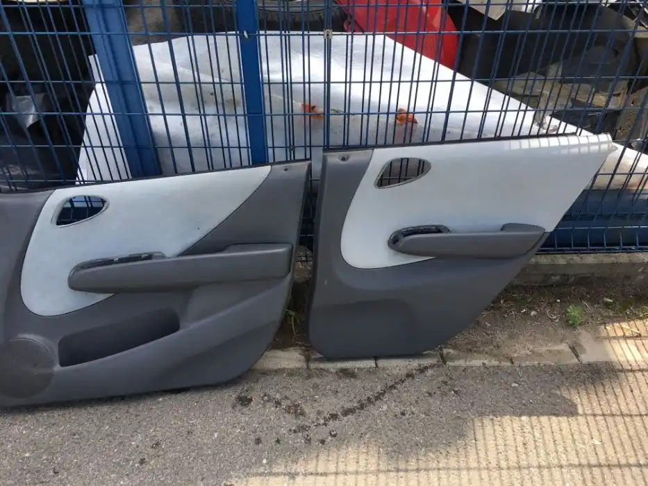 Honda City IV 01-07 Boczek Drzwi Prawy Przód