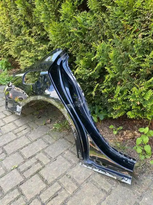 Mercedes C Klasa W205 Botnik Tylny Prawy