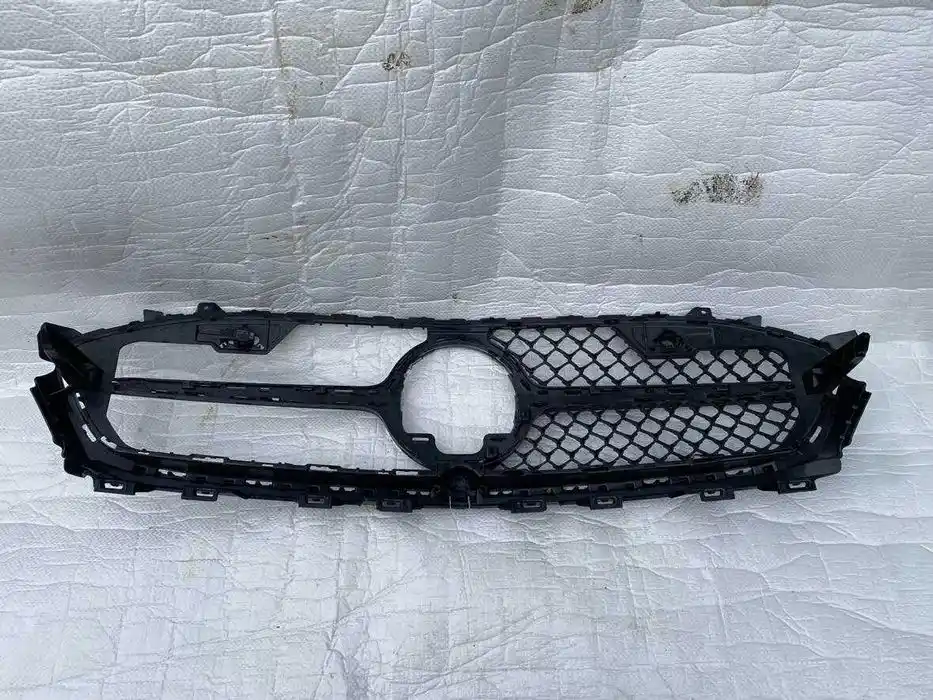 Mercedes CLA W118 Grill Atrapa Chłodnicy