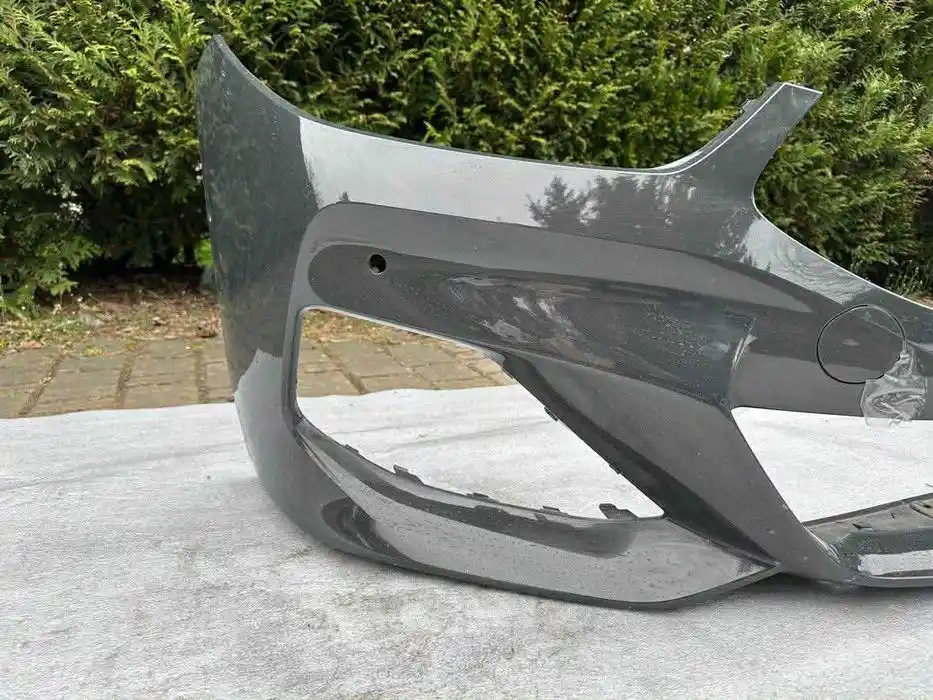 BMW 8 G14 G15 M Pakiet Zderzak Przód Przedni w Kolor
