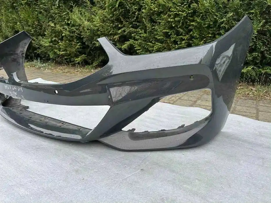 BMW 8 G14 G15 M Pakiet Zderzak Przód Przedni w Kolor