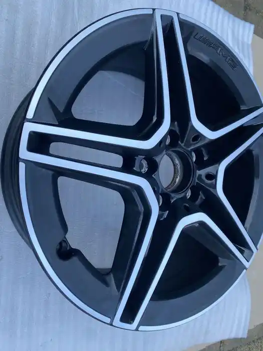 Mercedes E Klasa W213 AMG Pojedyńcza Felga 18
