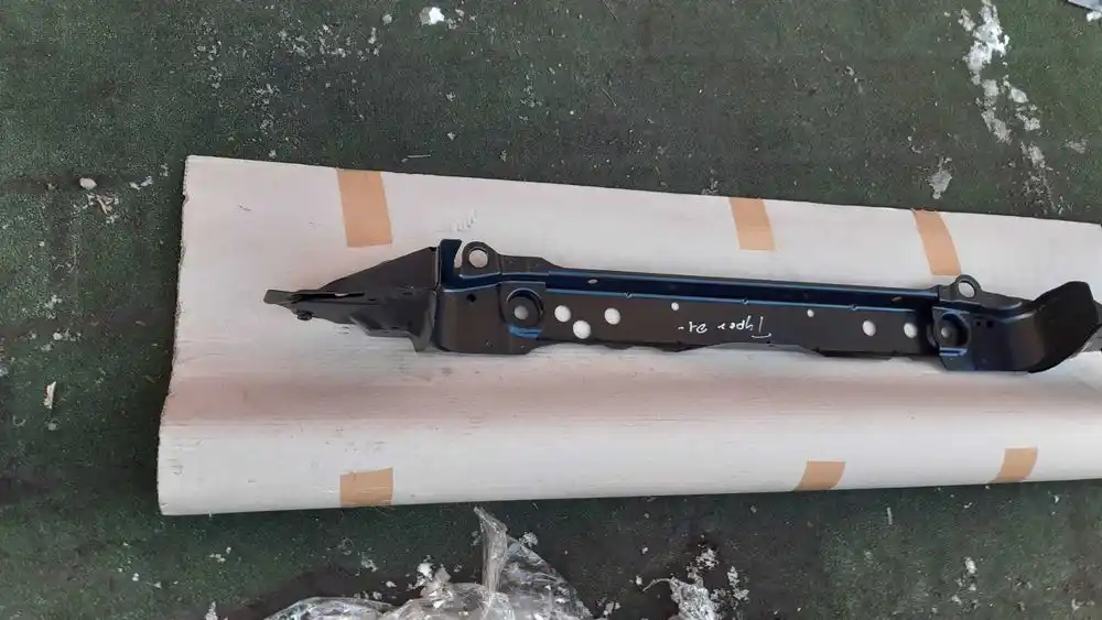 Honda Civic VII 2001- Belka Pod Chłodnice OEM