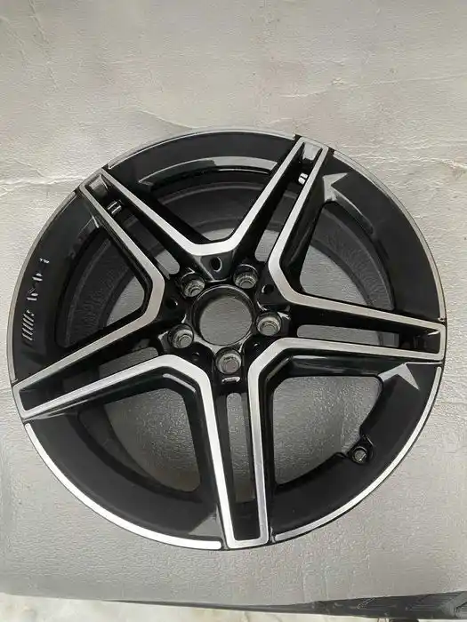 Mercedes C Klasa W205 Pojedńcza Felga 18