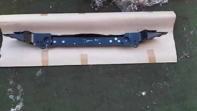 Honda Civic VII 2001- Belka Pod Chłodnice OEM