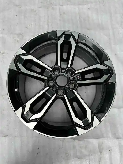 BMW X1 U11 Pojedyncza Felga 19