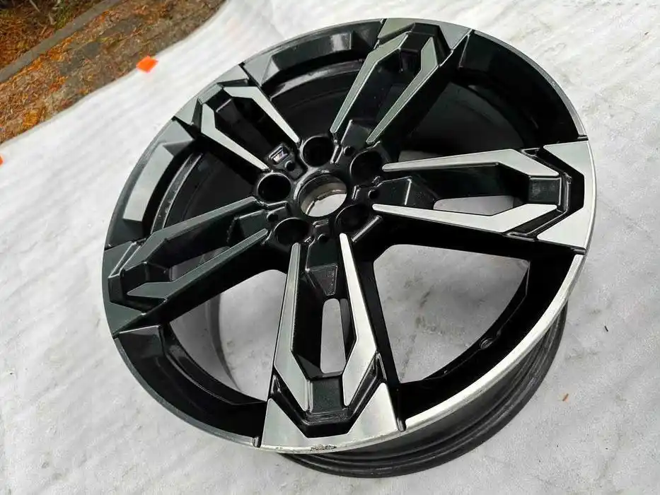 BMW X1 U11 Pojedyncza Felga 19