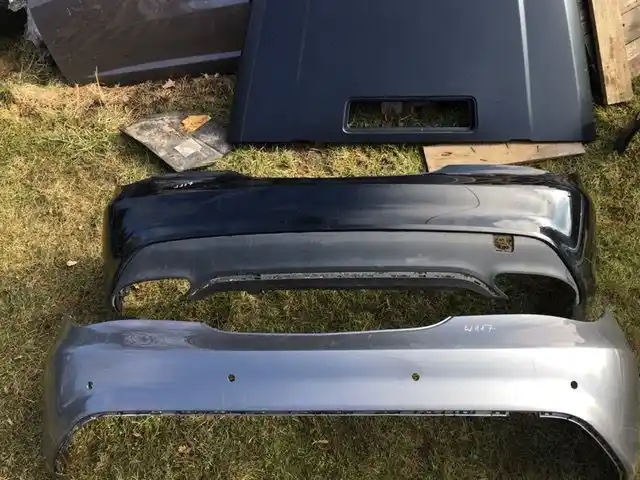 Mercedes CLA w117 - Zderzak Tył pod  PDC srebrny