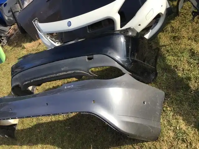 Mercedes CLA w117 - Zderzak Tył pod  PDC srebrny