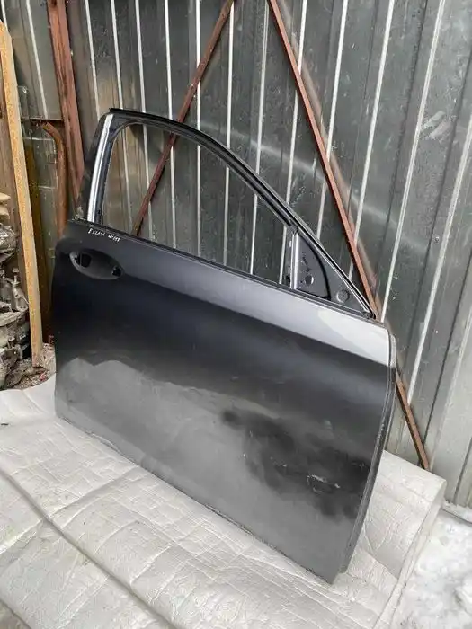 Mercedes E Klasa W213 Drzwi Przód Przednie Prawe