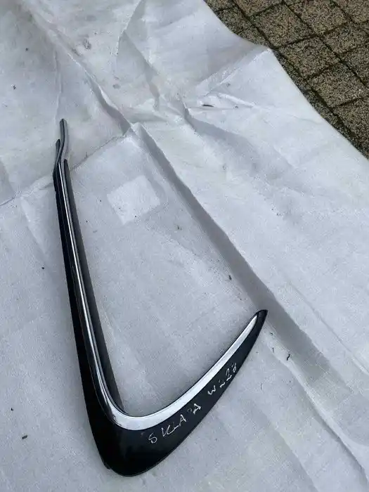 Mercedes S Klasa W223 Listwa Zderzaka Lewa
