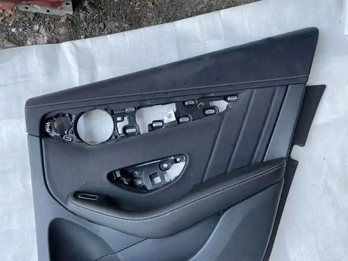 Mercedes GLC W253 Boczek Drzwi Tył Prawy
