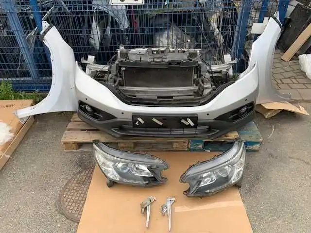 Honda CR-V  IV 2012- Błotnik Prawy w Kolor NH701M