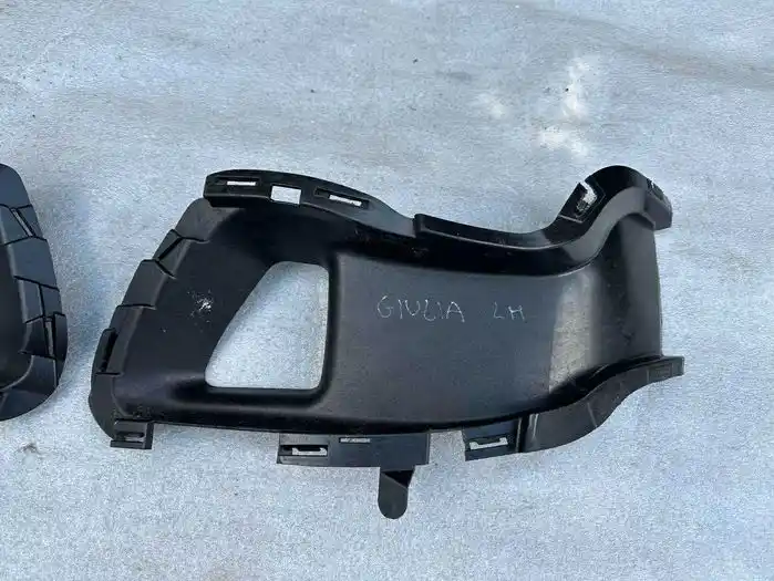 Alfa Romeo Giulia Wlot Powietrza Kierownica Lewa Prawa