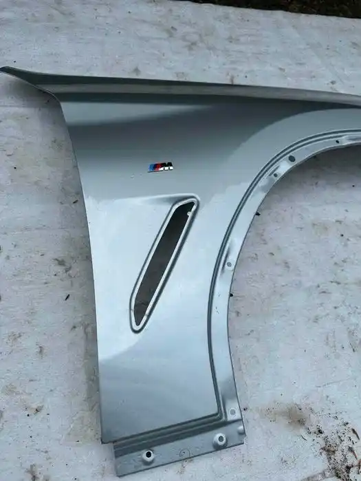 BMW X3 G01 X4 G02 Błotnik Przód Przedni Prawy W kolor