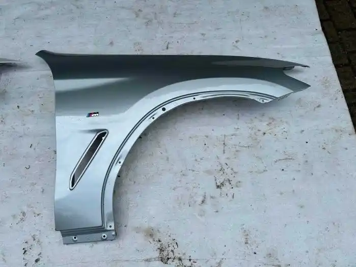 BMW X3 G01 X4 G02 Błotnik Przód Przedni Prawy W kolor