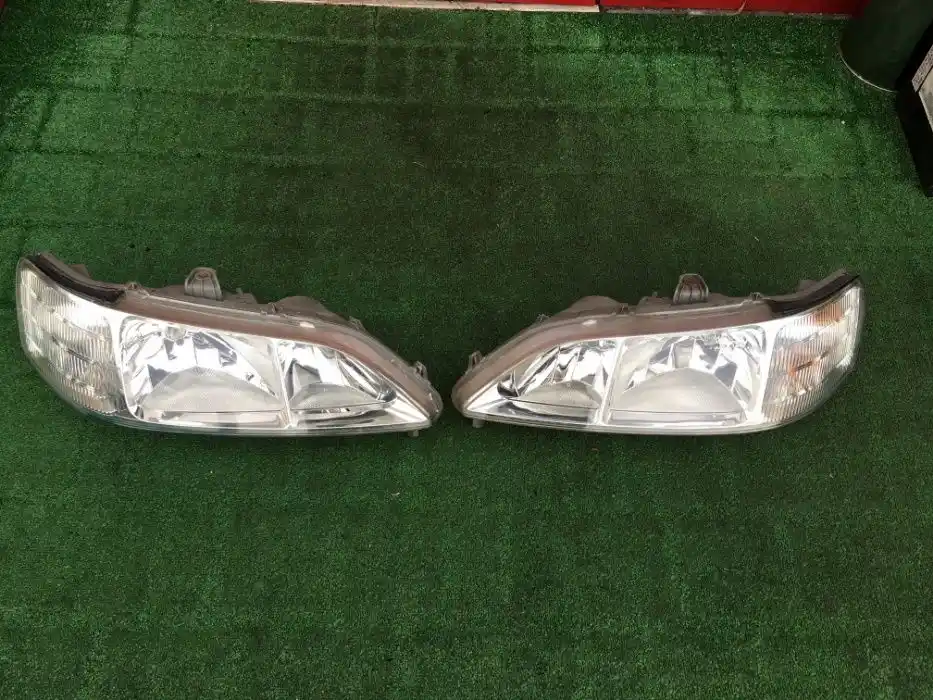 Honda Accord VI 1999- Lampa Przód Oryginał europa