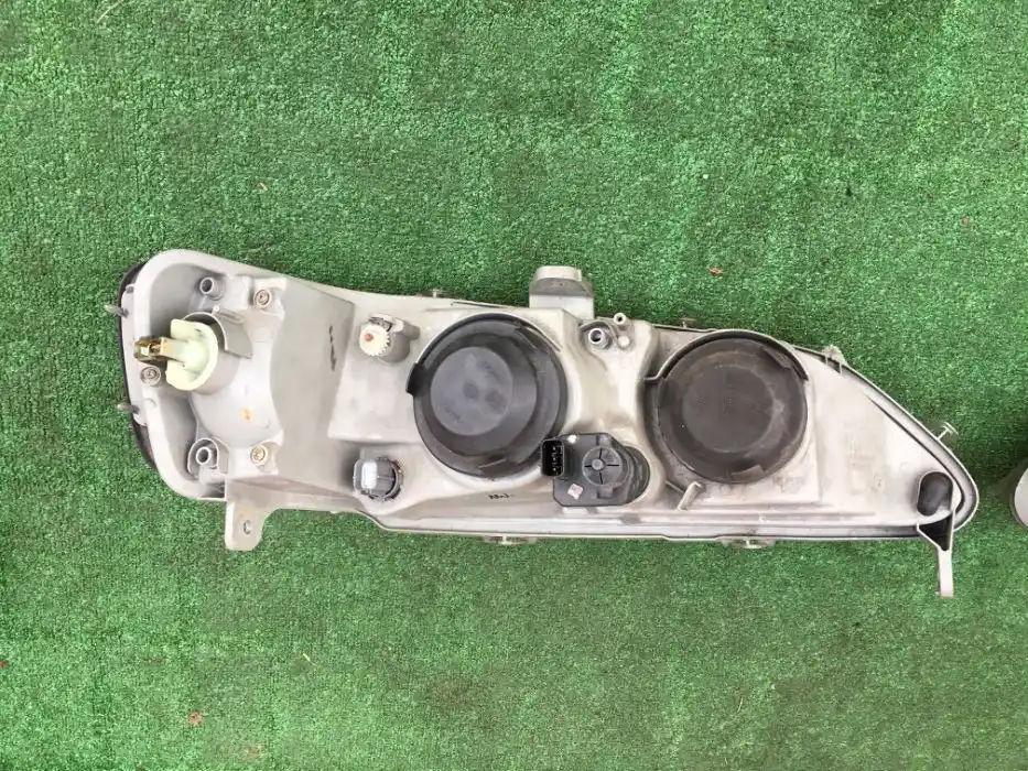 Honda Accord VI 1999- Lampa Przód Oryginał europa