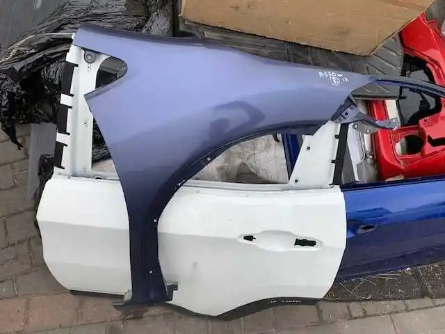 Honda Civic IX 2012- Błotnik Przedni Prawy B570M