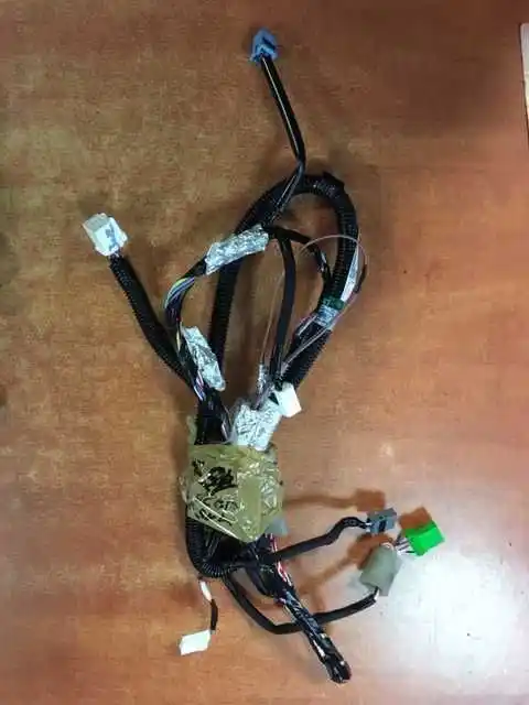 Honda Jazz IV 2015-Instalacja Dachu Podsufitki