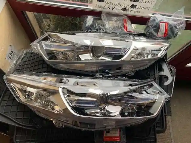 Honda Accord VIII Lift Lampa Xenon OEM
