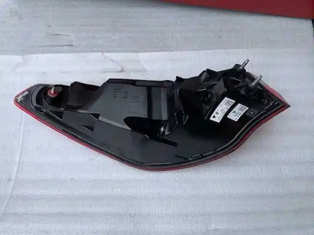 BMW G22 Lampa Tył Tylna Prawa