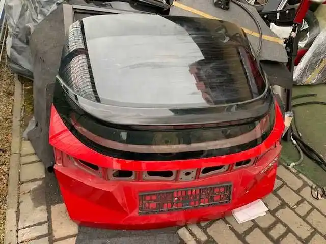 Honda Civic UFO R81 Klapa Tył