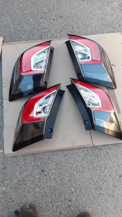 Honda Civic X 5D Lampa Tył Tylna lewa Prawa