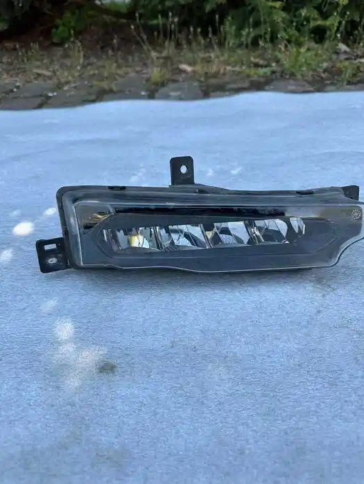 BMW G01 G02 Halogen Lampa Przeciwmgielna Prawa