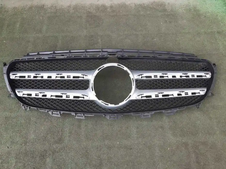 Mercedes w 213 e-klasa- Grill Atrapa
