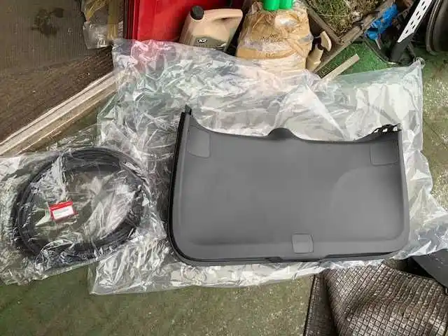Honda CRV CR-V V 2017 - Plastik Klapy Tył OEM nowy