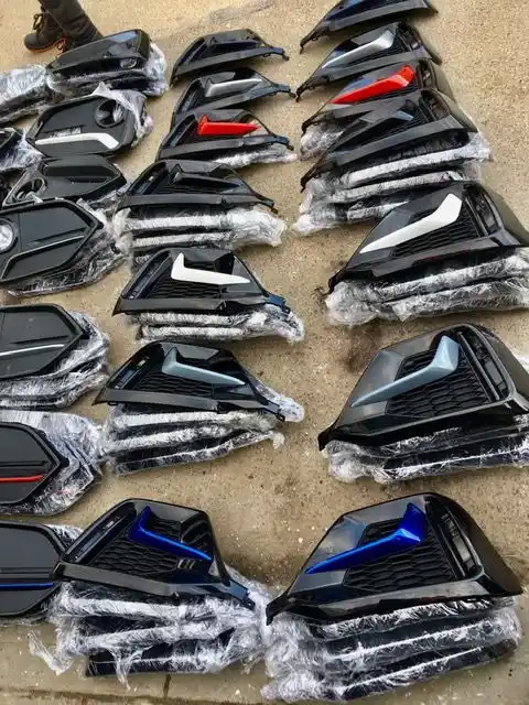 Honda Civic X Lifting 2020- Zaślepka Zderzaka tył