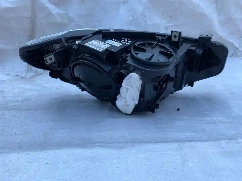 BMW 4 F32 F33 Lampa Przednia Lewa BI-XENON