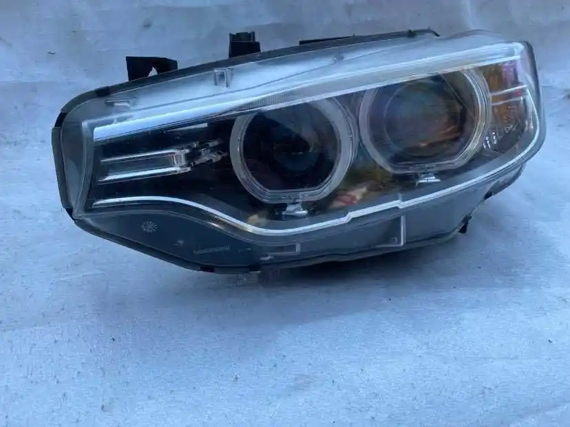BMW 4 F32 F33 Lampa Przednia Lewa BI-XENON