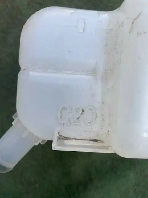 Toyota Corolla E21 Hybryd zbiornik wyrównawczy