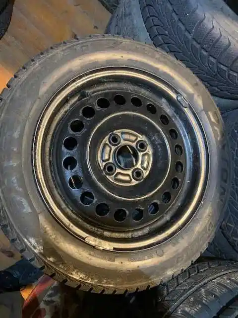 Koła Zima  15  Honda Jazz III  2008-  8mm jak nowe